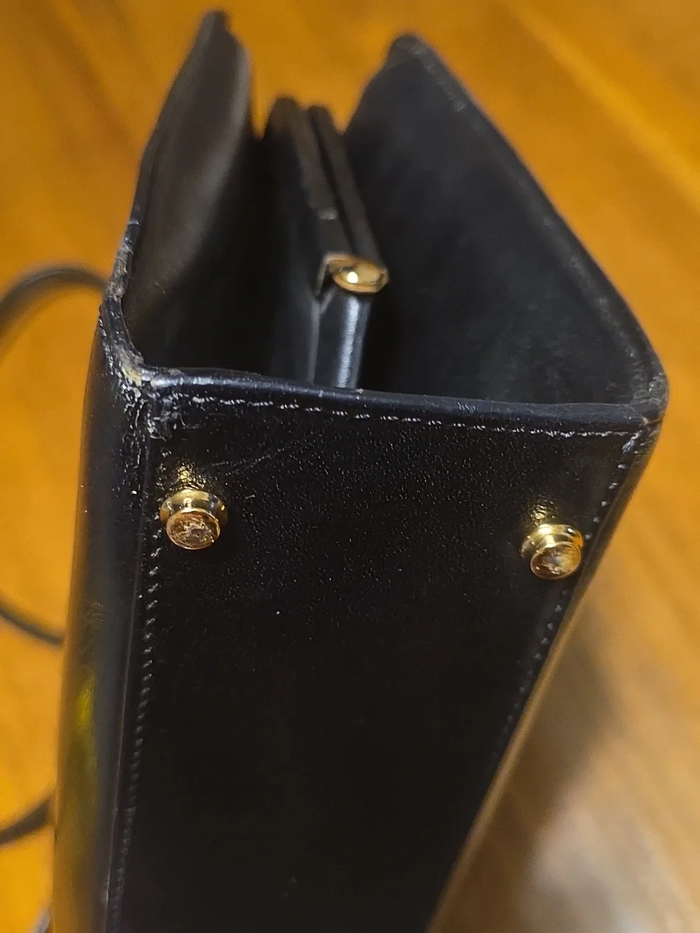 Bally Vintage Black Leather Chain Shoulder Bag - Picture 7 of 16